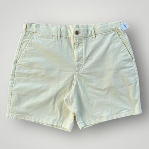 5 for $45 NWT Gap Shorts  Man Size 38 Yellow
